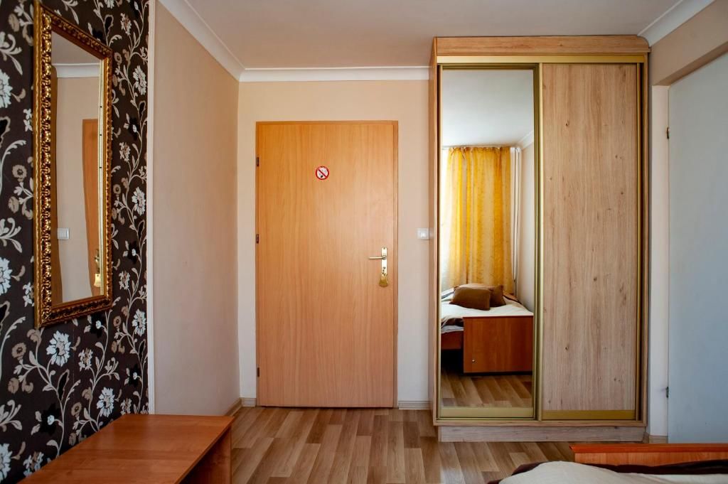 Отель Hotel Livia Воломин